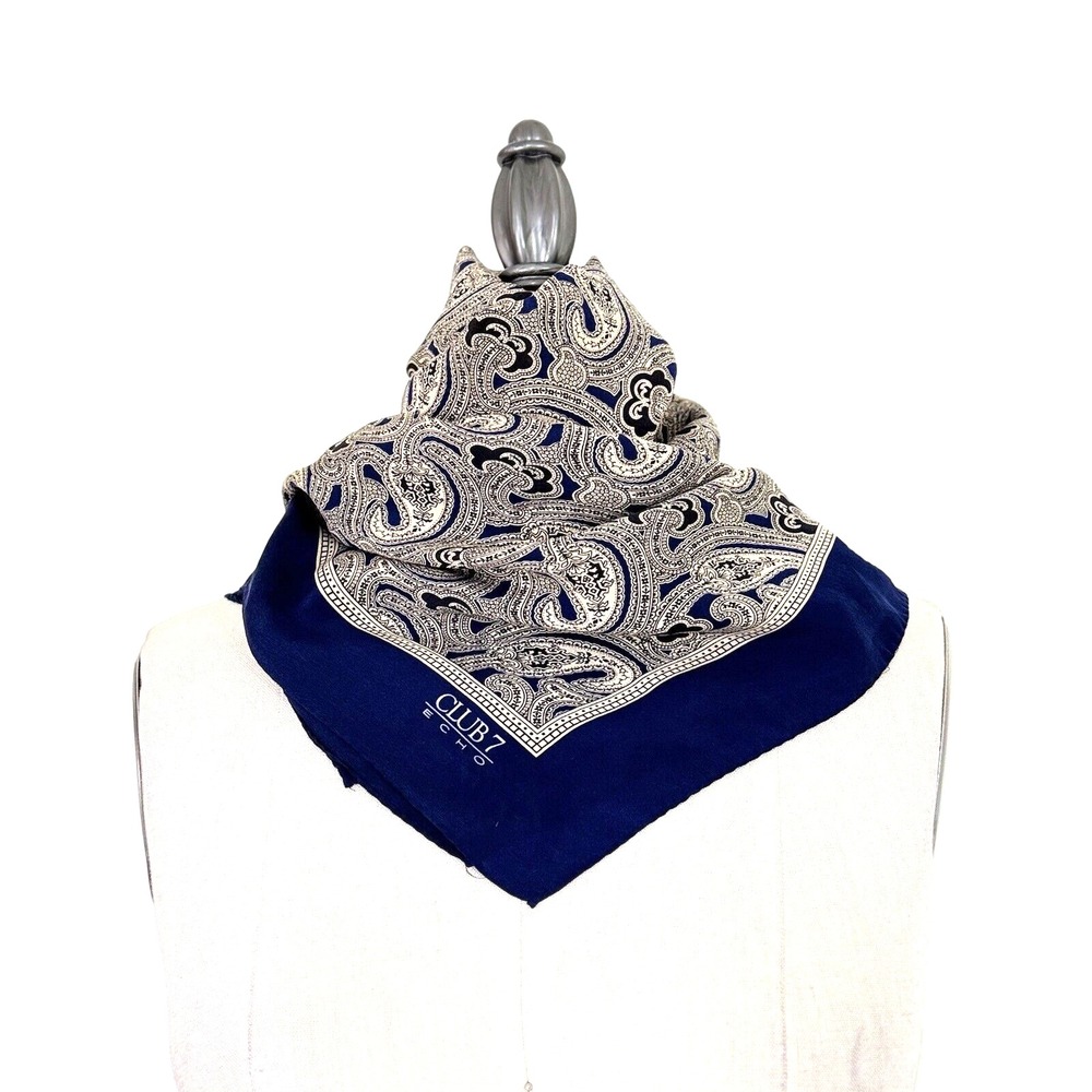 Club 7 ECHO 100% Silk Scarf White Blue Jacobean Paisley Square Neck 30" Classic - Picture 4 of 9